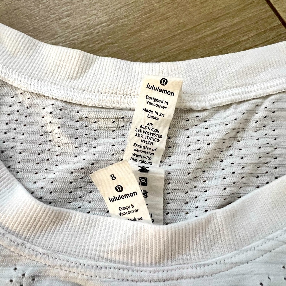Lulu workout top